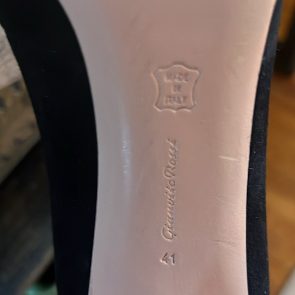 Gianvito Rossi black suede “Vamp” booties - Picture 6 of 6